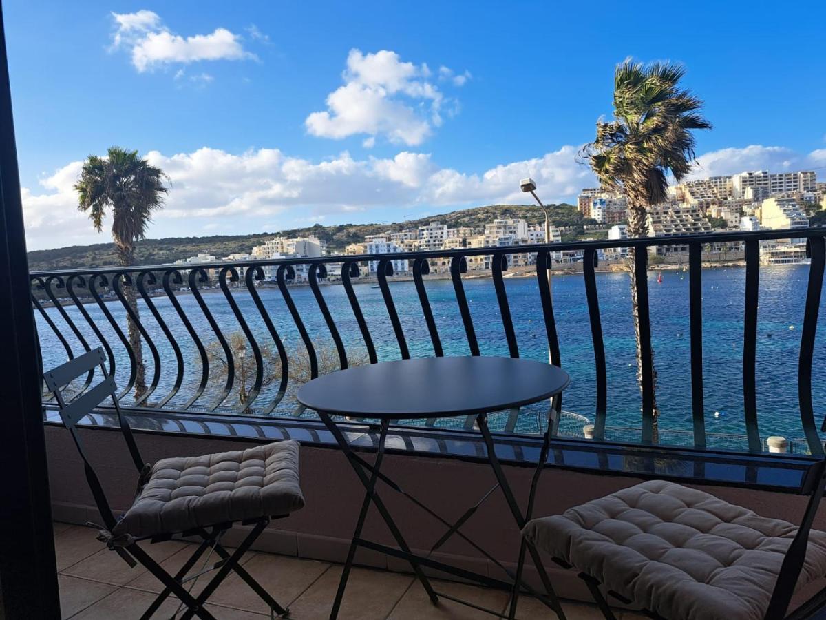 Апартаменты Seafront In